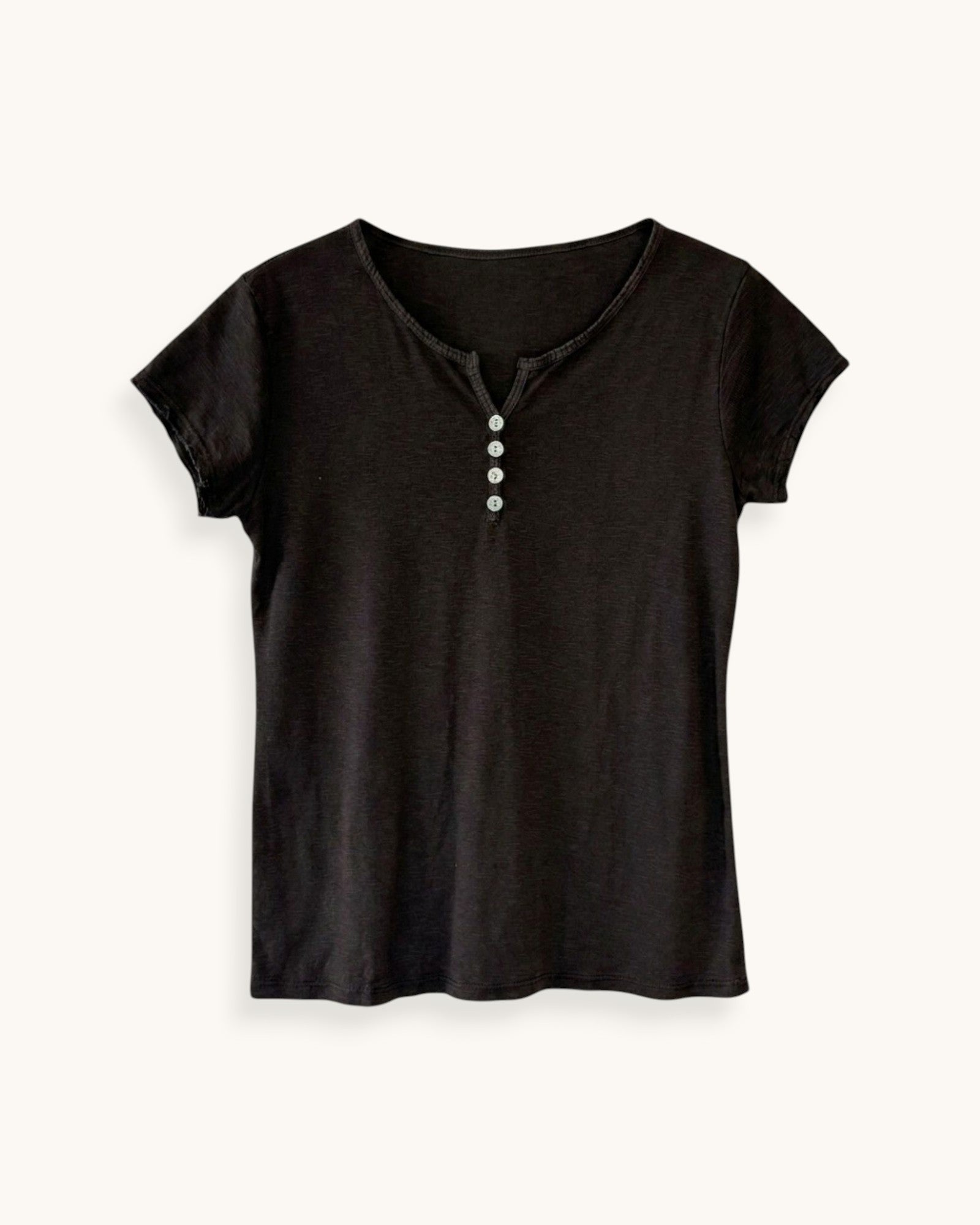 CAMISETA MARRÓN BOTONES - ONCE28