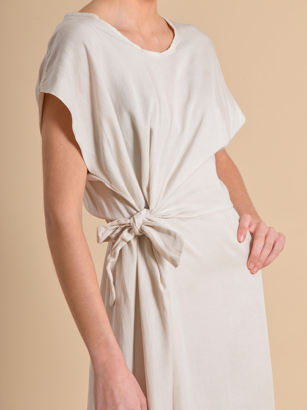 VESTIDO NUDO LATERAL