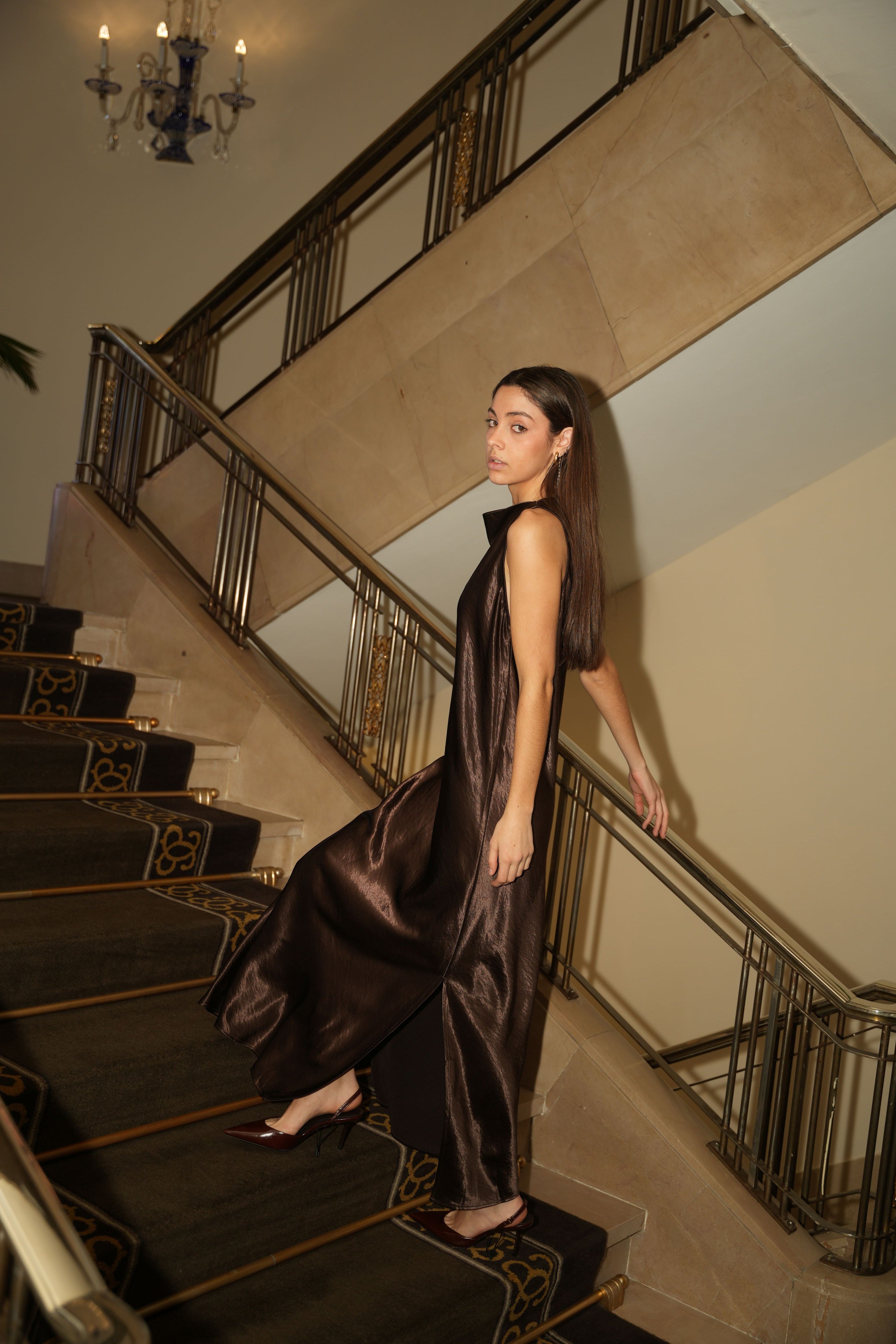 VESTIDO RASO MARRÓN- ONCE28
