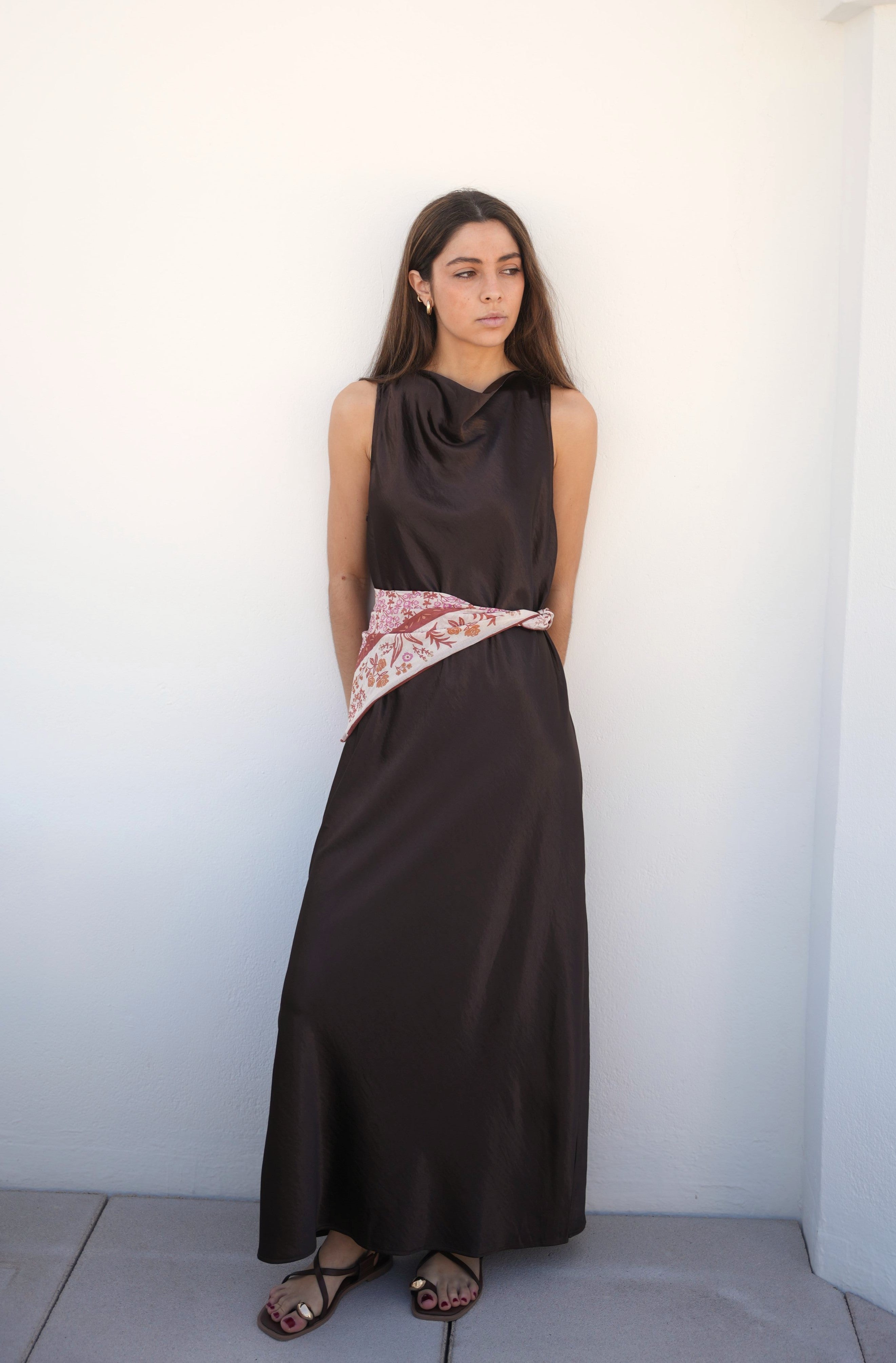 VESTIDO RASO MARRÓN- ONCE28