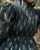 BLUSA CUELLO FRUNCIDA AZUL - ONCE28