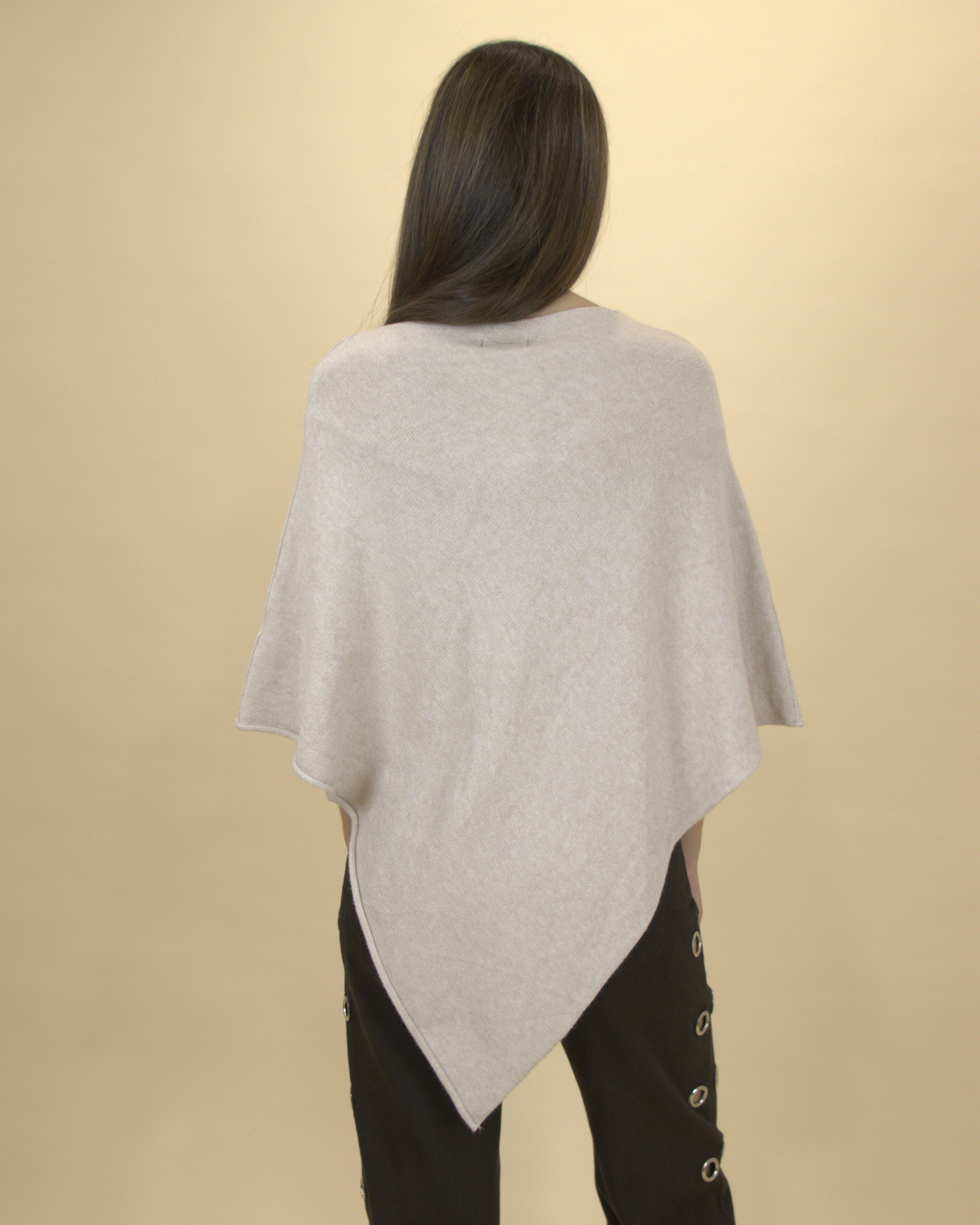 CAPA PUNTO BEIGE - ONCE28