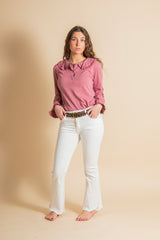 CAMISETA CUELLO ROSA