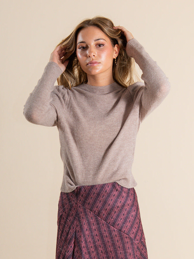 JERSEY HOMBROS BEIGE - ONCE28