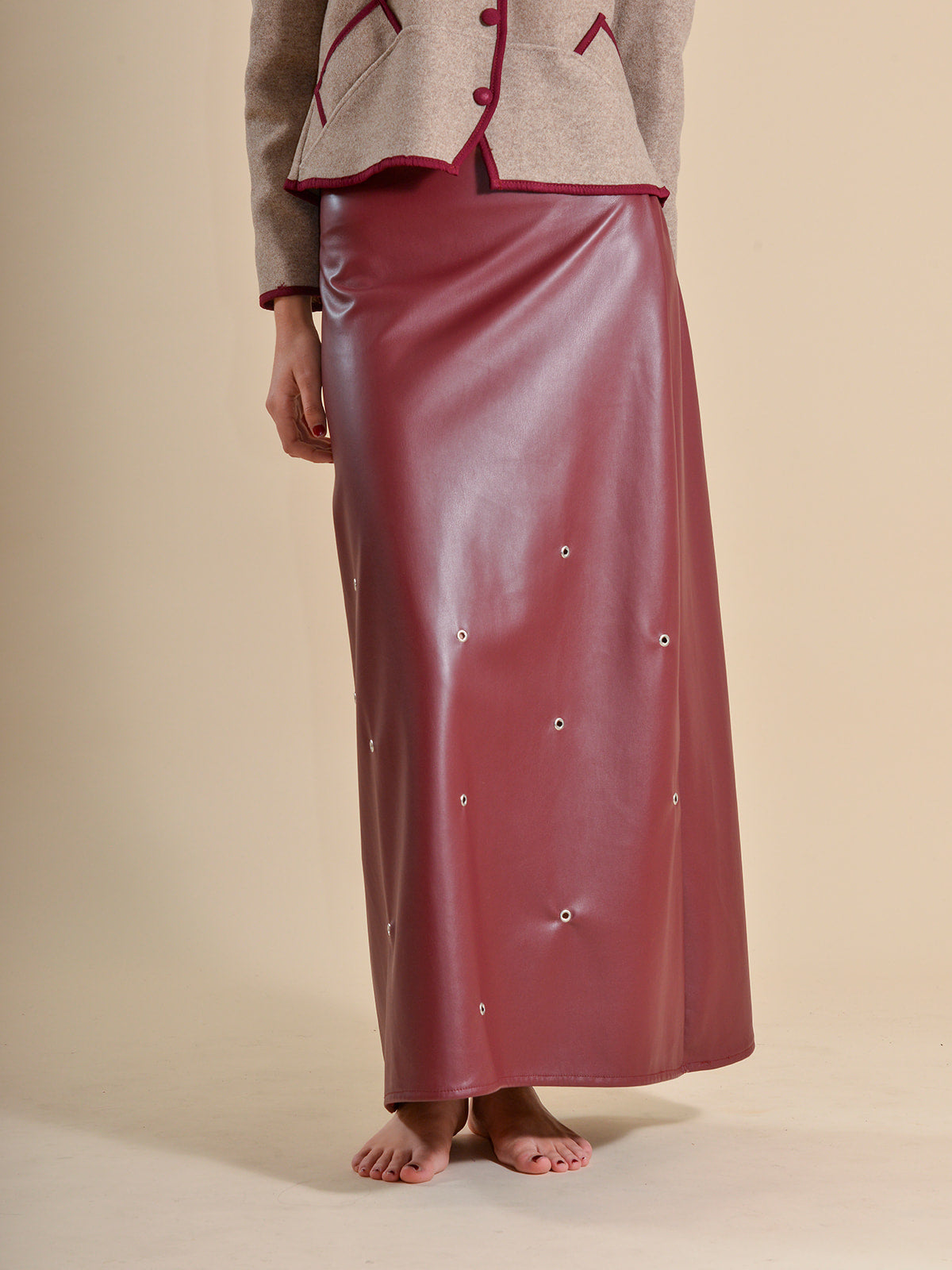 FALDA TACHUELAS GRANATE - ONCE28