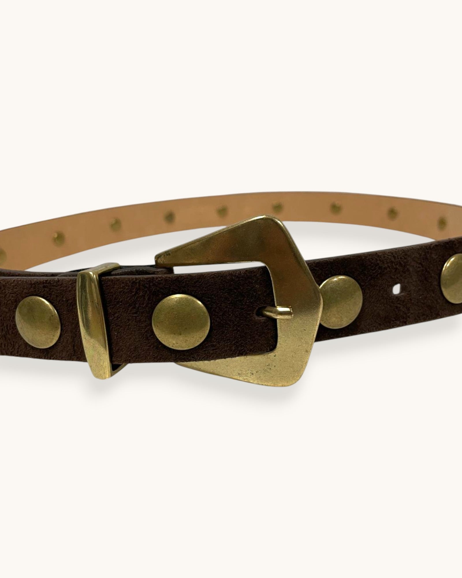 CINTURÓN PIEL TACHAS REMATE - ONCE28