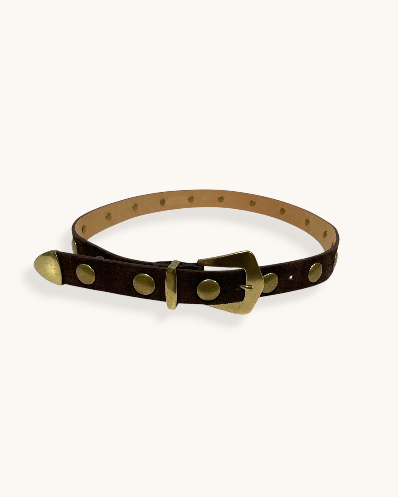 CINTURÓN PIEL TACHAS REMATE - ONCE28